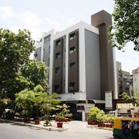 Hotel Dudawat Ahmedabad Extérieur photo